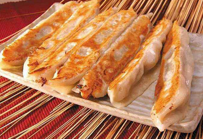 锅贴1.jpg 锅贴1.jpg